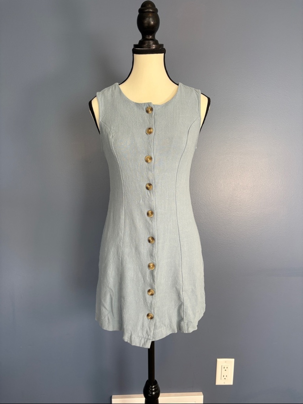 Monteau Pale Blue Sleeveless Button-Front Mini Dress size M